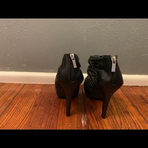 Anne Michelle black sandal